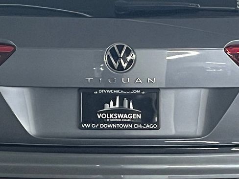 Used 2024 Volkswagen Tiguan SE R-Line AWD/4WD image 33