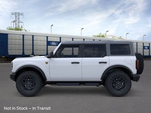 New 2026 Ford Bronco Badlands AWD/4WD image 3