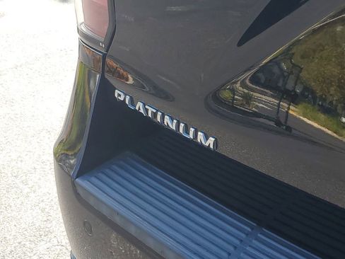 Used 2020 Ford Expedition Platinum image 29