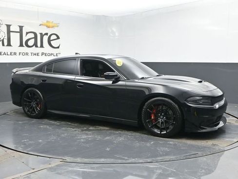 Used 2017 Dodge Charger R/T image 6