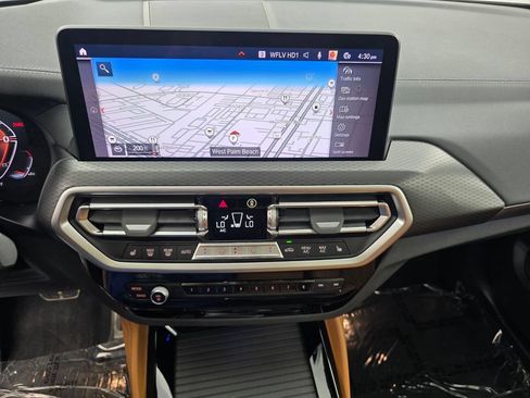 Used 2022 BMW X4 M40i AWD/4WD image 24