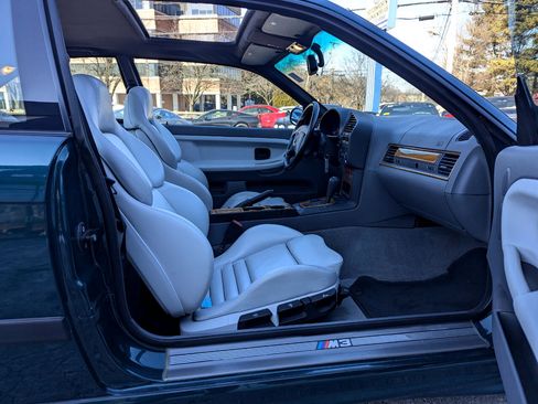 Used 1995 BMW M3 Coupe image 37