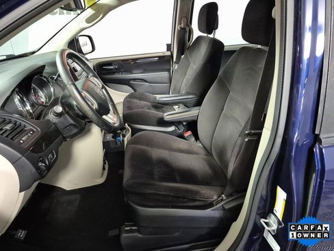 Used 2014 Dodge Grand Caravan American Value Package w/ UConnect Hands-Free Group image 9