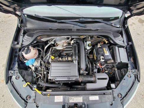 Used 2017 Volkswagen Jetta S image 18