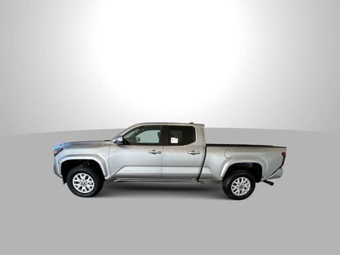 New 2026 Toyota Tacoma SR5 image 5