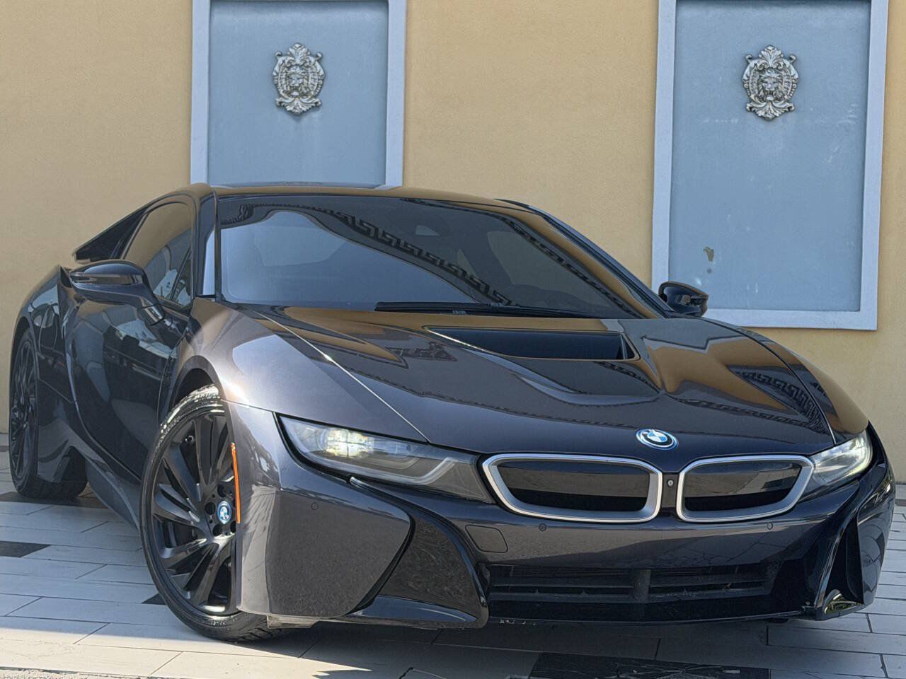 Used 2015 BMW i8 AWD/4WD image 2