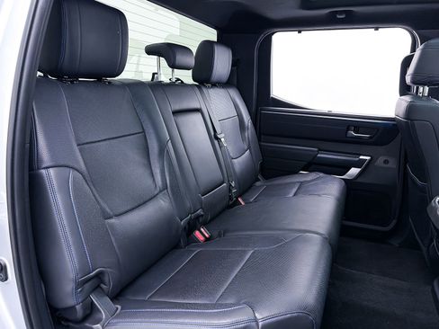 Used 2023 Toyota Tundra Platinum AWD/4WD image 40