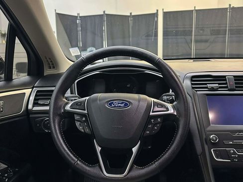 Used 2019 Ford Fusion SE w/ Equipment Group 151A image 54