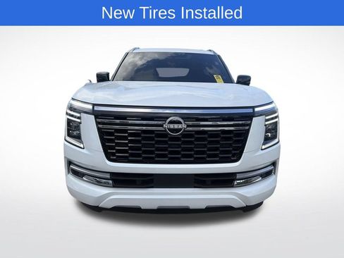 Used 2025 Nissan Armada Platinum Reserve RWD image 2