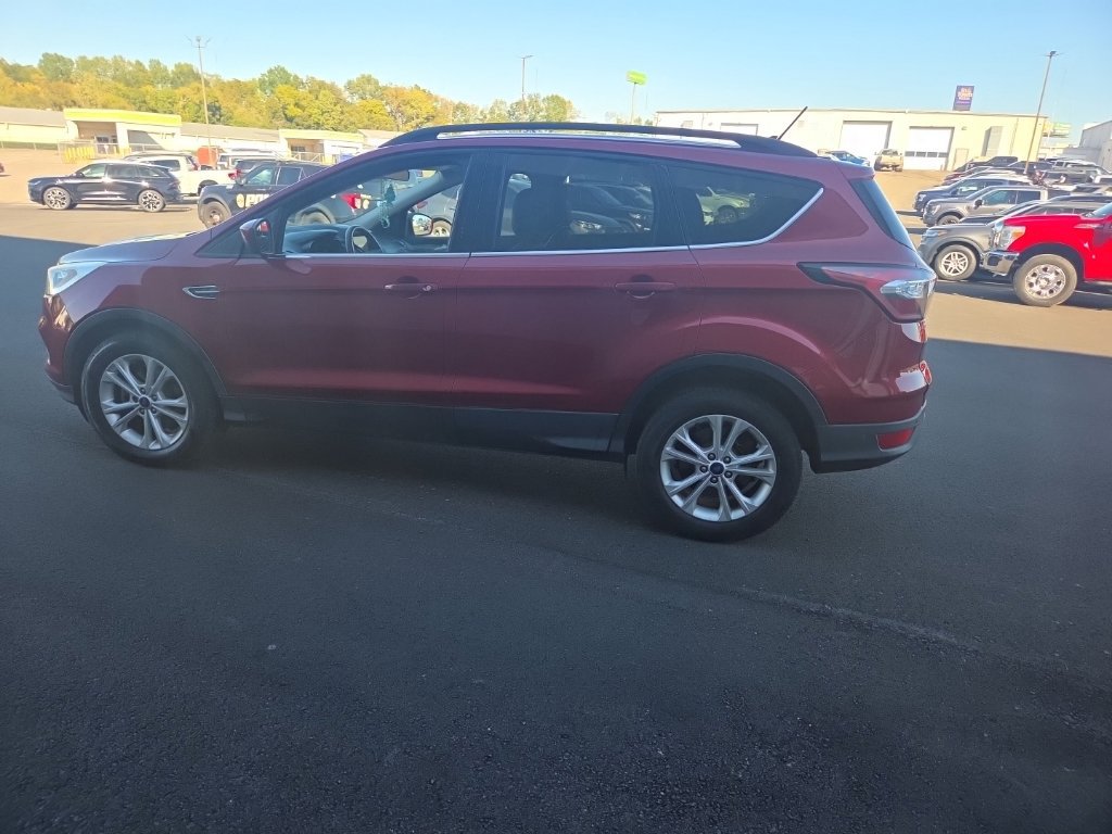 Used 2018 Ford Escape SEL FWD image 11