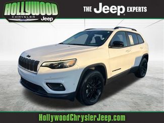 Used 2023 Jeep Cherokee Altitude Lux 360° Tour