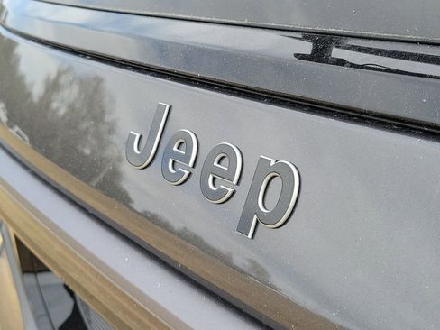 New 2026 Jeep Grand Wagoneer Limited AWD/4WD image 7