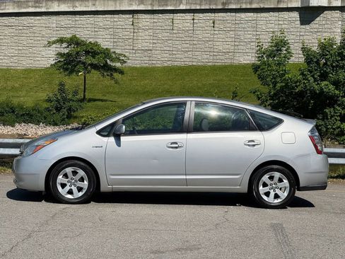 Used 2007 Toyota Prius FWD image 4