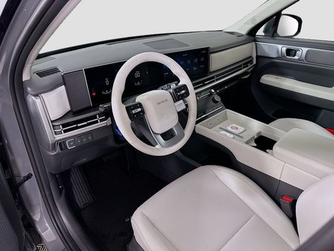 New 2026 Hyundai Santa Fe SE FWD image 9