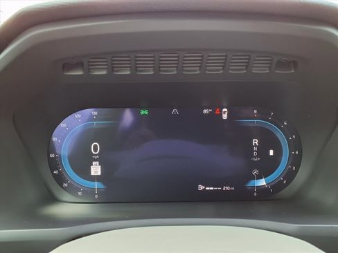 Certified 2024 Volvo XC90 B6 Plus image 31