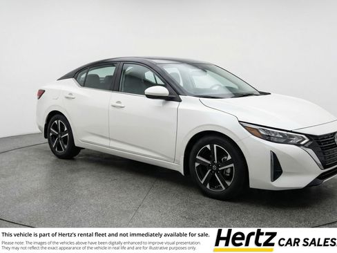 Used 2025 Nissan Sentra SV image 1