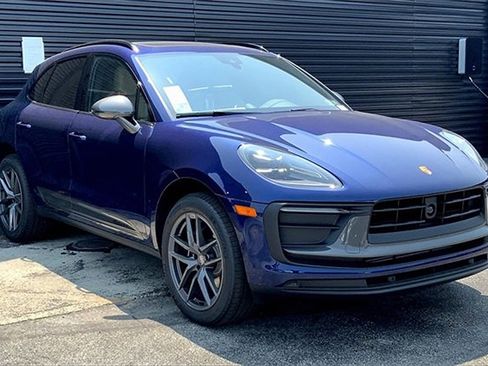 New 2025 Porsche Macan Turbo image 12