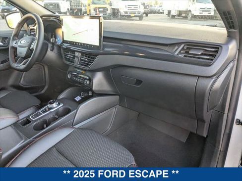 New 2025 Ford Escape ST-Line w/ Tech Pack #1 image 20