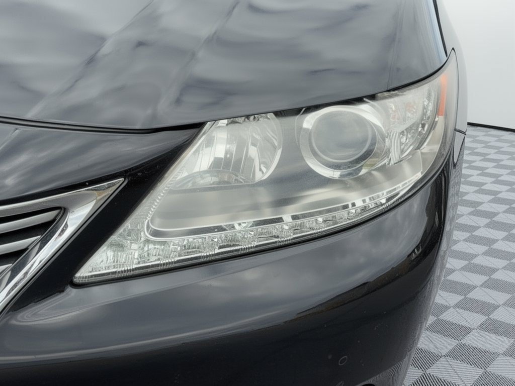 Used 2013 Lexus ES 300h w/ Luxury Pkg FWD image 12