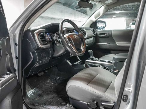 Used 2021 Toyota Tacoma SR5 image 19