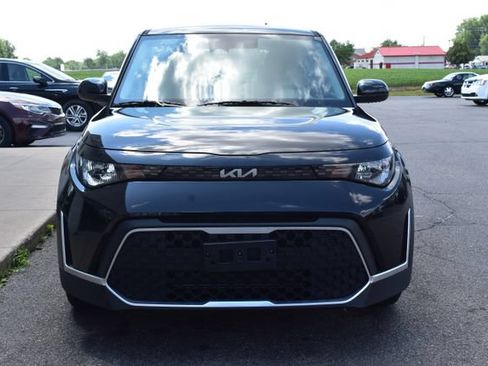 Used 2025 Kia Soul LX FWD image 11