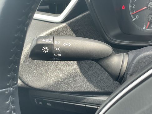 Used 2022 Toyota Corolla SE FWD image 16