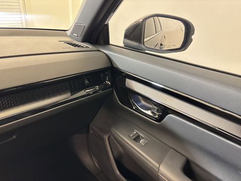 Used 2025 Honda CR-V Sport Touring image 25