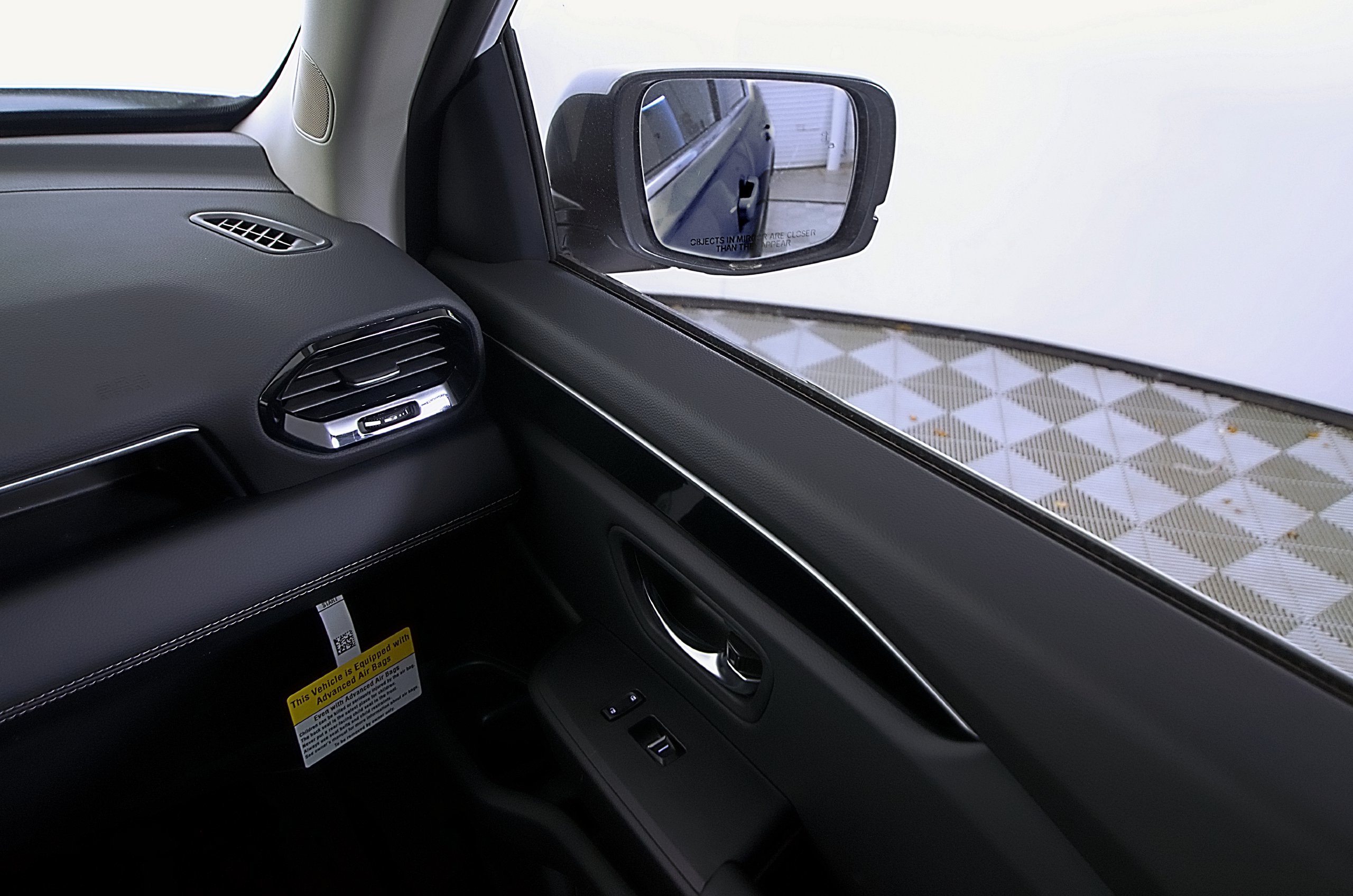 Used 2025 Honda Pilot EX-L image 18