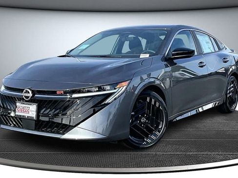 New 2026 Nissan Sentra SR image 2