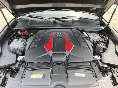 Used 2023 Audi RS Q8 AWD/4WD image 23