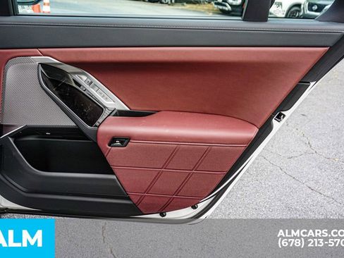 Used 2025 BMW i7 eDrive50 w/ M Sport Package image 62