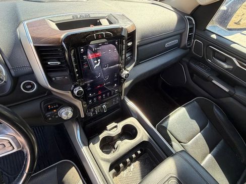 Used 2021 RAM 1500 Laramie AWD/4WD image 18