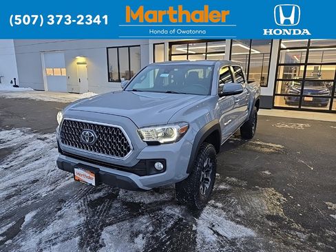 Used 2019 Toyota Tacoma SR image 1