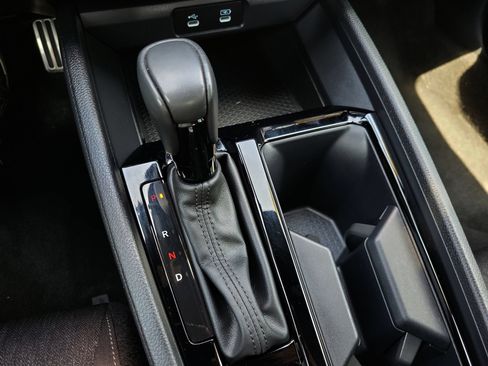 Used 2024 Honda Accord Sport image 27