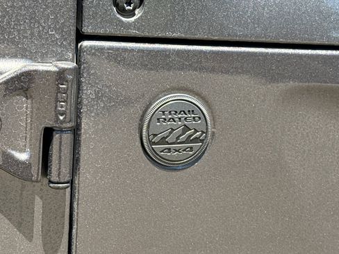 Used 2025 Jeep Wrangler Unlimited Sport AWD/4WD image 36