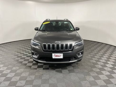 Used 2019 Jeep Cherokee Limited AWD/4WD image 2