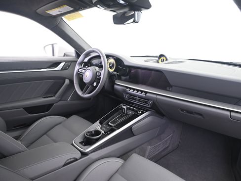 Certified 2025 Porsche 911 Turbo S image 18