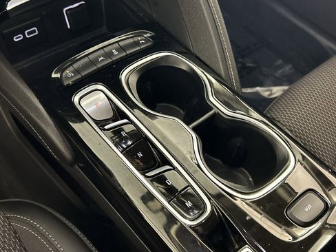 Used 2022 Buick Envision Preferred w/ Safety Package image 16