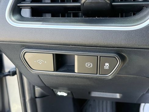 Used 2025 Kia K4 FWD image 25