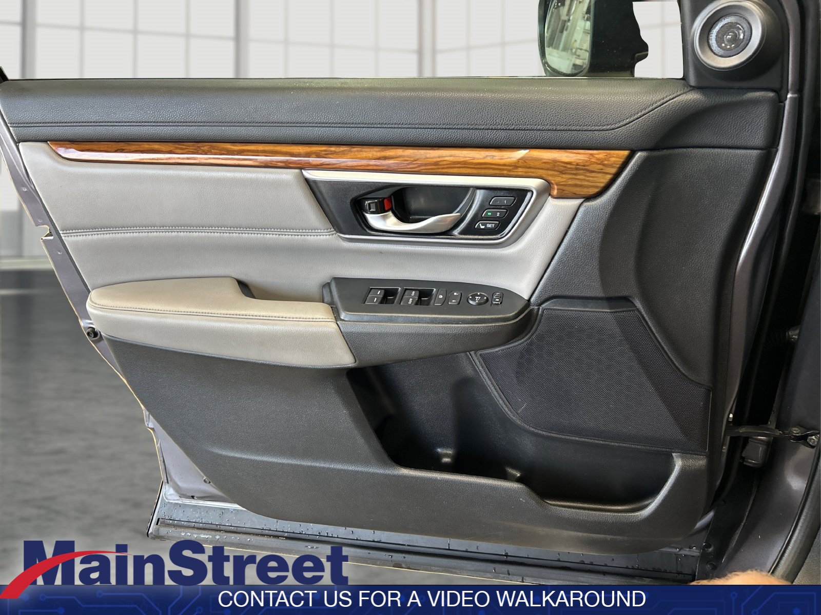 Used 2019 Honda CR-V Touring image 19
