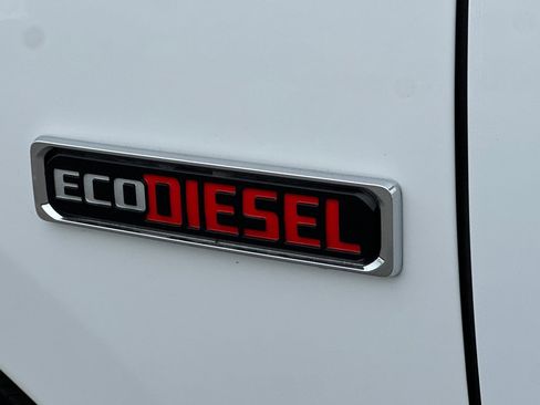 Used 2019 RAM 1500 Tradesman w/ Chrome Appearance Group image 24