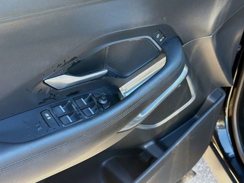 Used 2018 Jaguar E-PACE S image 23