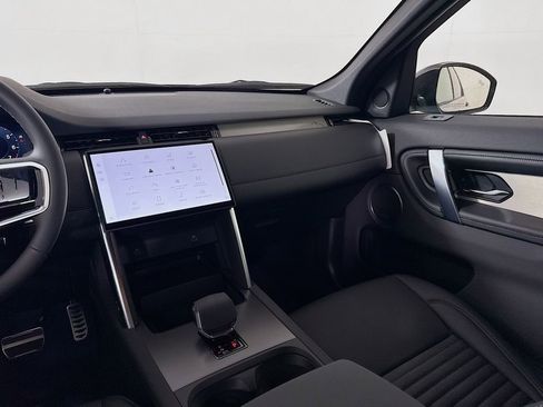 New 2026 Land Rover Discovery Sport Landmark AWD/4WD image 25