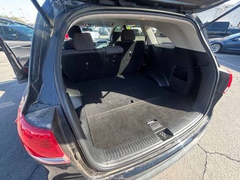 Used 2016 Kia Sorento FWD image 18