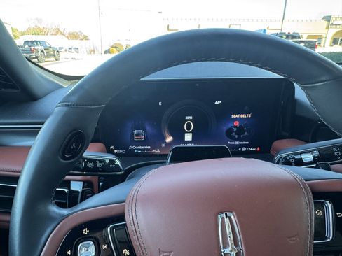 Used 2025 Lincoln Aviator Reserve w/ Illumination Package image 14