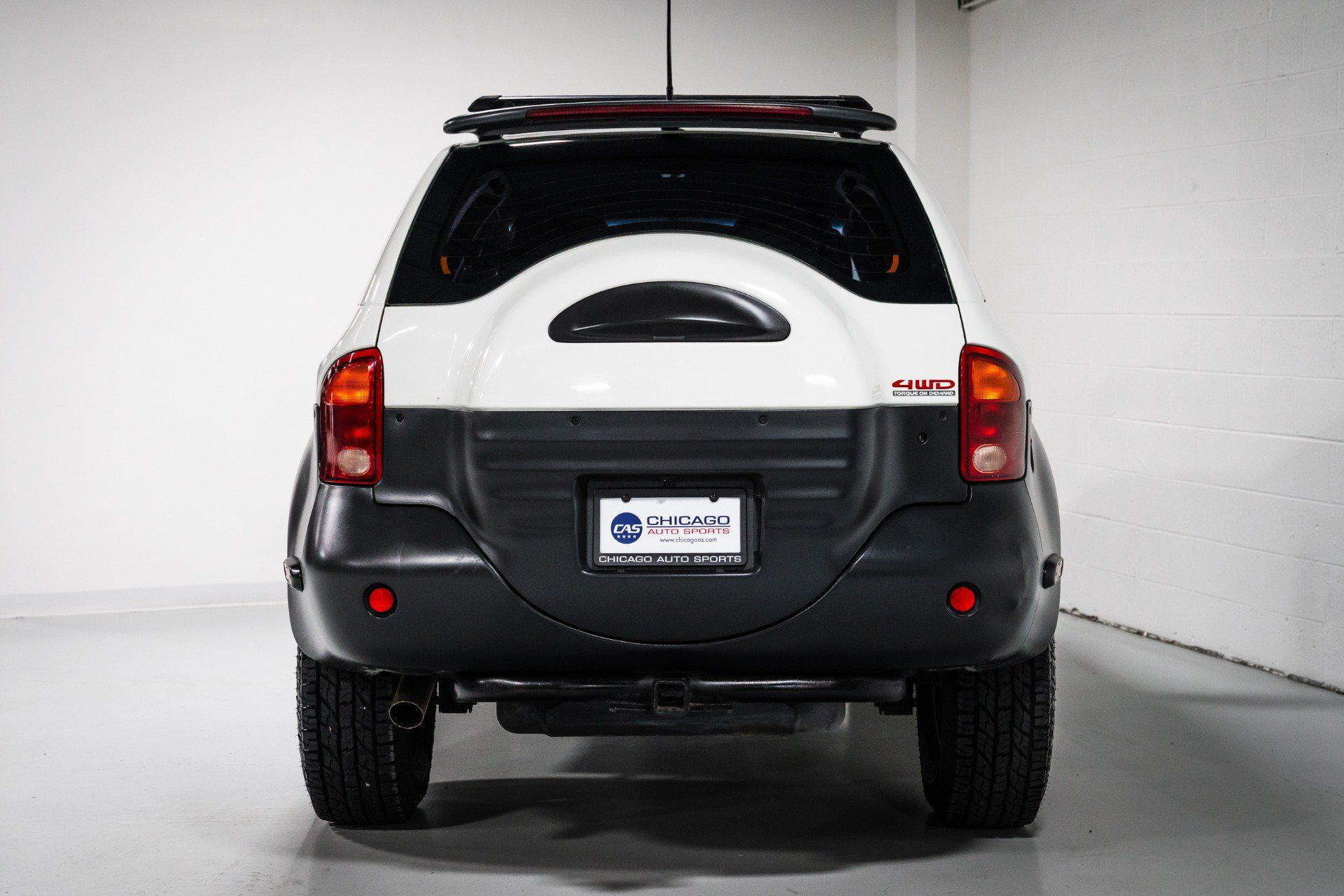 Used 1999 Isuzu VehiCROSS AWD/4WD image 4
