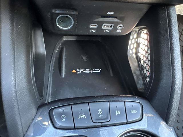 Used 2023 Chevrolet TrailBlazer RS w/ Sun and Liftgate Package AWD/4WD image 20