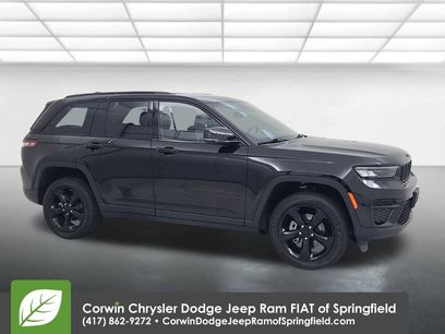 Used 2023 Jeep Grand Cherokee Altitude