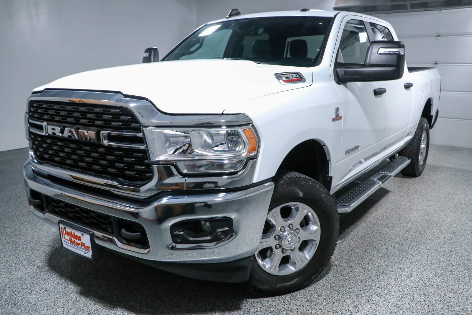 Used 2024 RAM 2500 Big Horn w/ Off Road Package AWD/4WD image 33