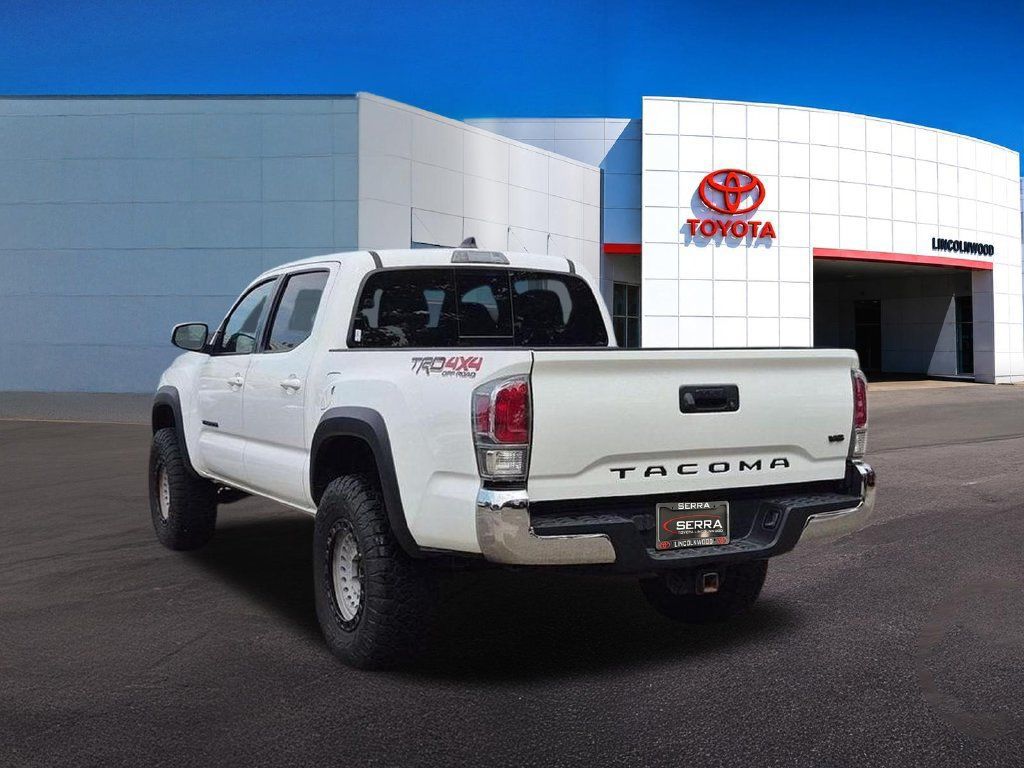 Used 2023 Toyota Tacoma TRD Off-Road w/ Black Out Package (TMS) AWD/4WD image 10